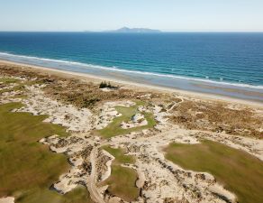 Tara Iti 17th Aerial Hole